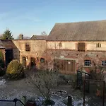 Ehemalige Bibliothek Fuer 2 Mit Kueche Kamin Netflix Parken Und Hofladen Apartment