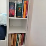 Apartment Ehemalige Bibliothek Fuer 2 Mit Kueche Kamin Netflix Parken Und Hofladen
