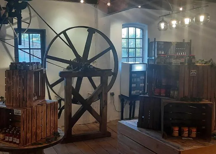 Apartamento Ehemalige Bibliothek Für 2 Mit Küche Kamin Netflix Parken Und Hofladen