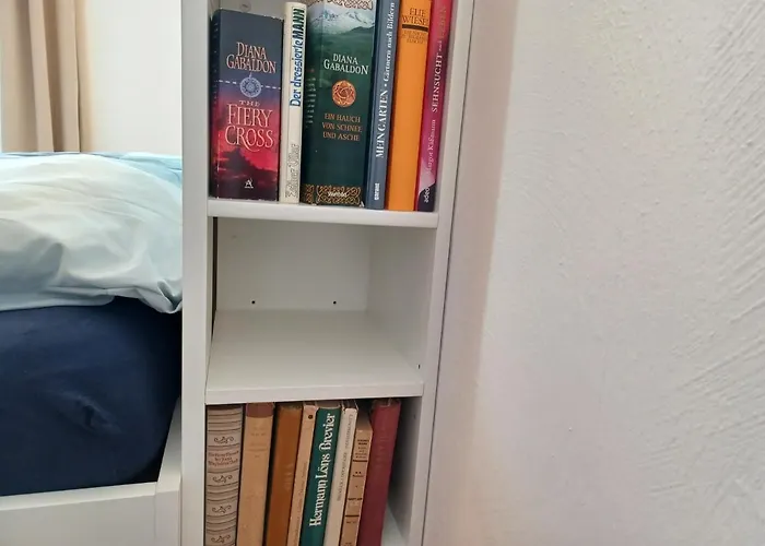 Lejlighed Ehemalige Bibliothek Fuer 2 Mit Kueche Kamin Netflix Parken Und Hofladen