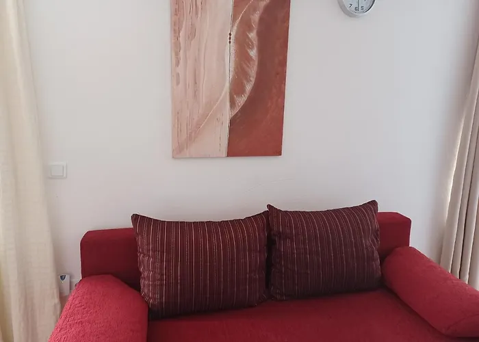 Apartamento Ehemalige Bibliothek Für 2 Mit Küche Kamin Netflix Parken Und Hofladen Steinhofel